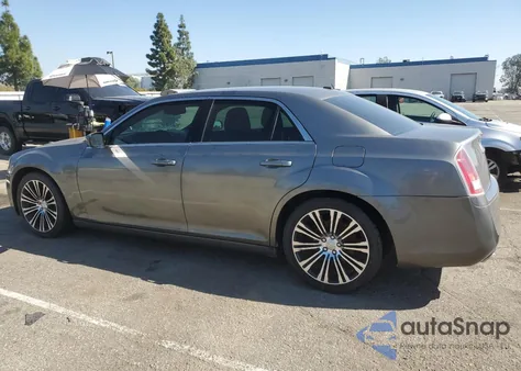 2012 Chrysler 300 S из США, поврежденный, VIN 2C3CCABG9CH229320